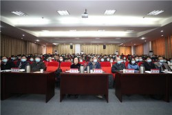 黄河科技学院召开党委理论学习中心组扩大会专题学习党史