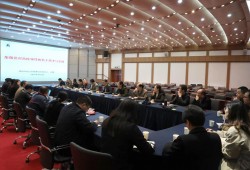 郑州升达经贸管理学院举行党务工作座谈会