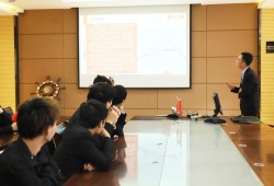 河南新华电脑学院举办企业专场招聘会 力促学生对口就业