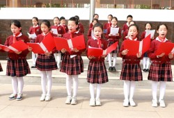 郑州经开区实验小学开展世界读书日经典诵读活动