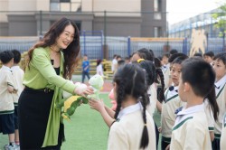 花样六一 开心第一 郑州经开区外国语小学教育集团总校区“六一儿童节” 趣味活动精彩纷呈