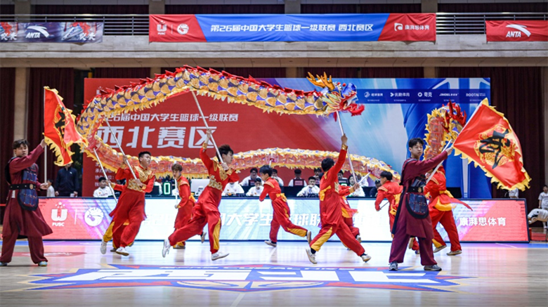 第26届中国大学生篮球一级联赛（西北赛区）在郑州西亚斯学院开幕