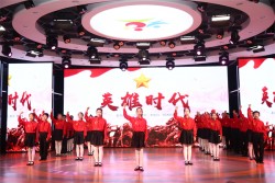 一班一精彩，共美谱华章   郑州经开区外国语小学教育集团总校区举办 第十三届国际文化节