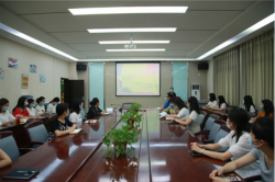 郑州经开区外国语小学举行师德故事分享会