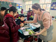 良辰美景“饺”好运     郑州经开区实验小学开展2024年冬至主题系列活动