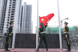 许昌陶瓷职业学院举行国旗下的新学期“开学第一课”