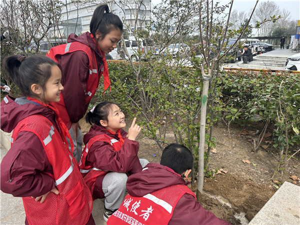 春天来啦，共赴绿色之约     郑州经开区实验小学教育集团总校区植树节系列活动