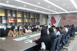 数字赋能家校共育，携手助力学生成长     郑州经开区龙飞小学举办家长沙龙活动