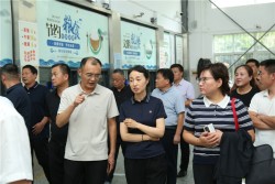 夏邑县教育考察团赴郑州经开区九龙中学交流研讨，共探新时代立德树人新路径