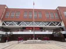 腊香漫庭园 民俗润童心  郑州经开区实验小学教育集团总校区开展腊八节系列活动